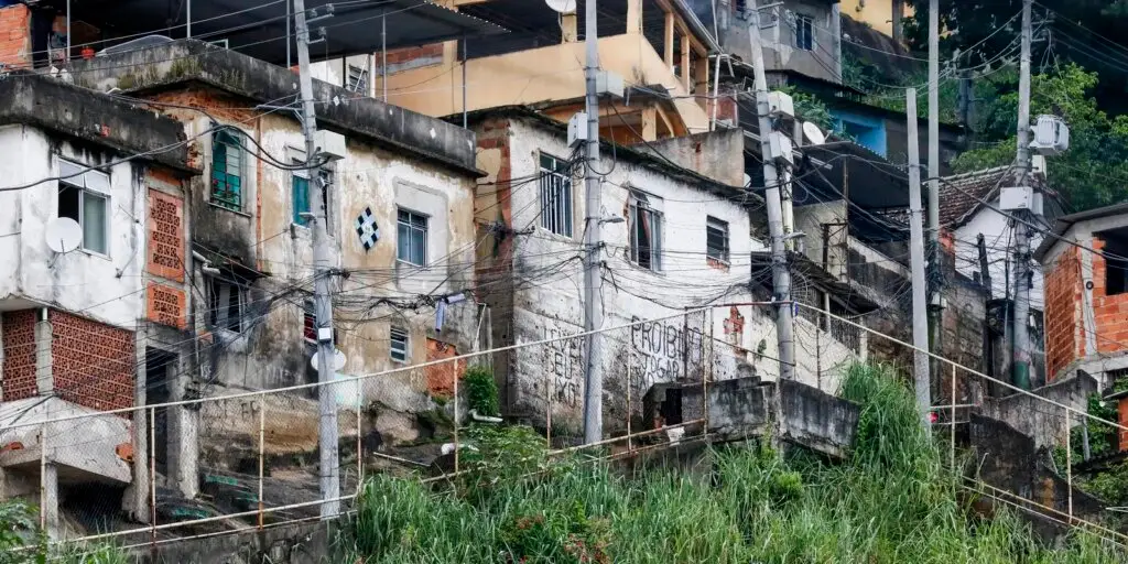 Universidades vão engajar favelas em estudo sobre crise climática